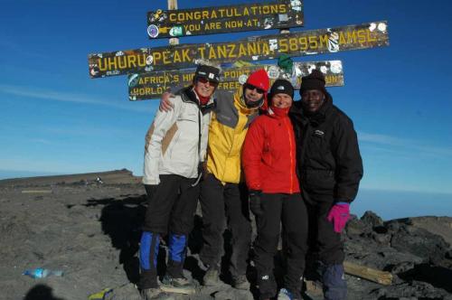 P1010754 Z422 Uhuru Peak